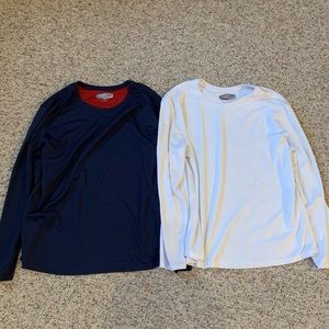 Lot of (2) XL scrub zone undershirts